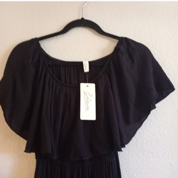 Elan Classic Black Off The Shoulder Ruffle Top Tiered Flowy Silky Bohemian Maxi - Picture 5 of 6